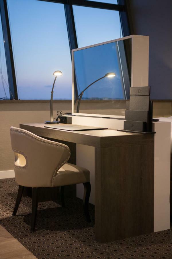 Riva Hotel Den Haag - Delft エクステリア 写真