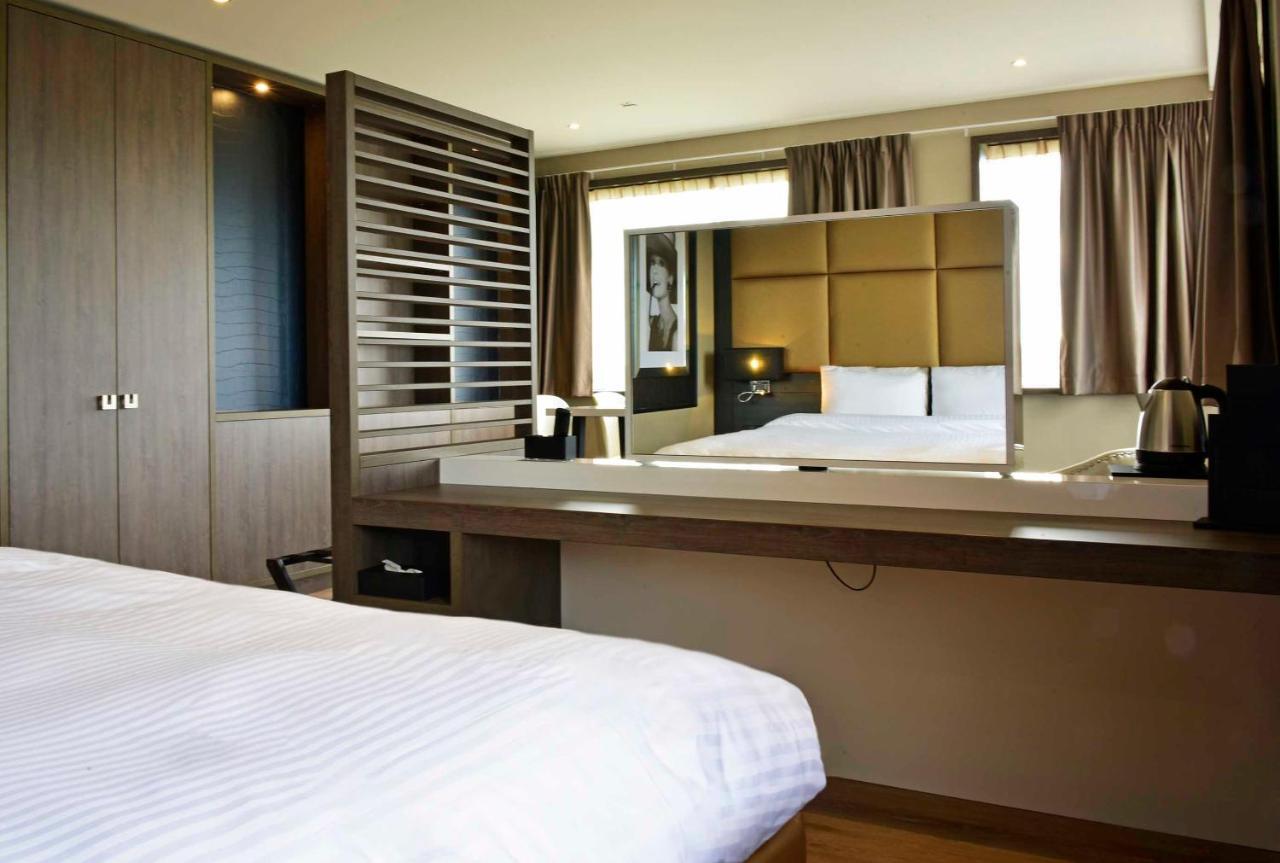 Riva Hotel Den Haag - Delft エクステリア 写真
